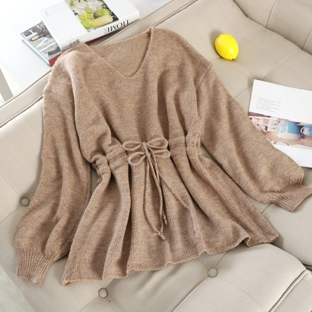 Modern női pulóver derékkötővel több színben