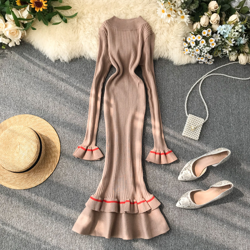 Kivágott modell női ruha többféle színben