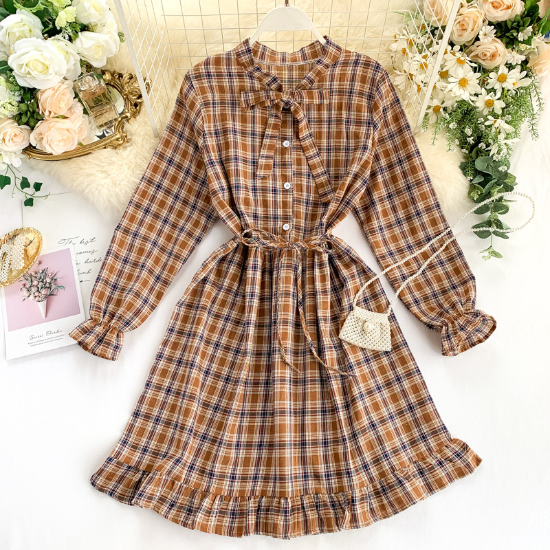 Rochie casual dama in carouri cu nasturi