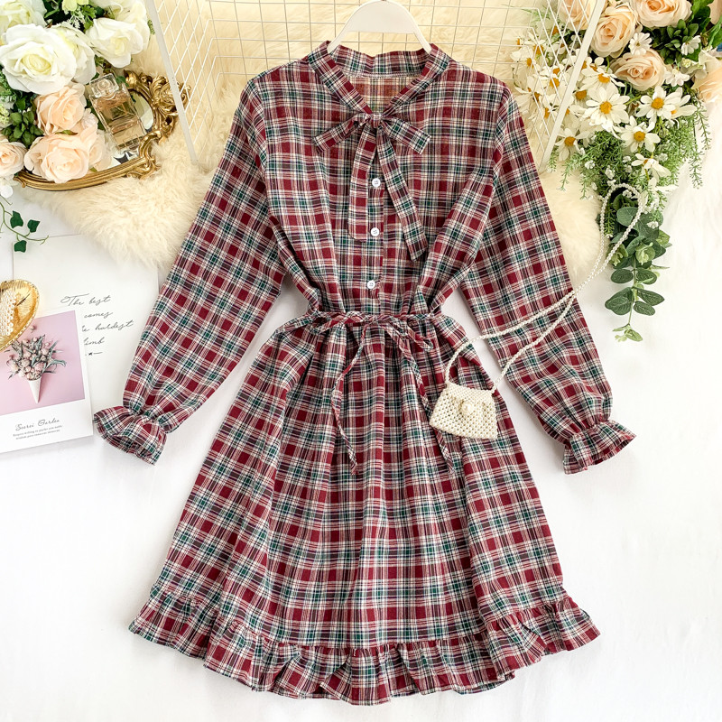Rochie casual dama in carouri cu nasturi