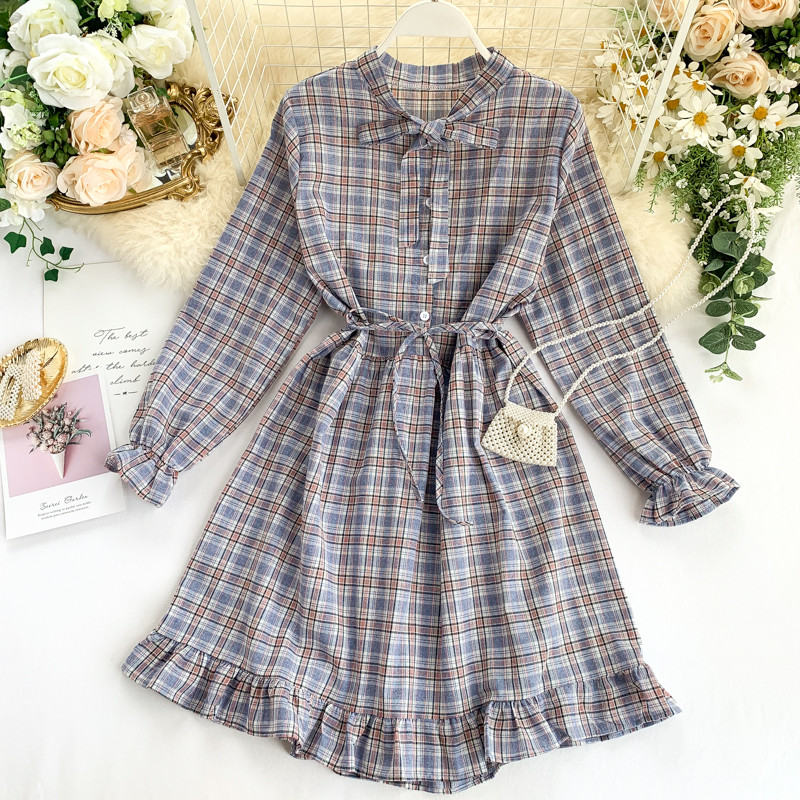 Rochie casual dama in carouri cu nasturi