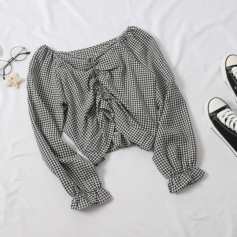 Καρό γυναικεία μπλούζα σε διάφορα χρώματα με V-neck