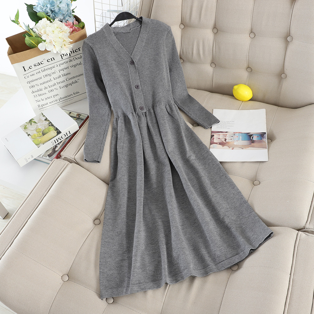 Rochie de dama croita cu maneci lungi si nasturi in patru culori