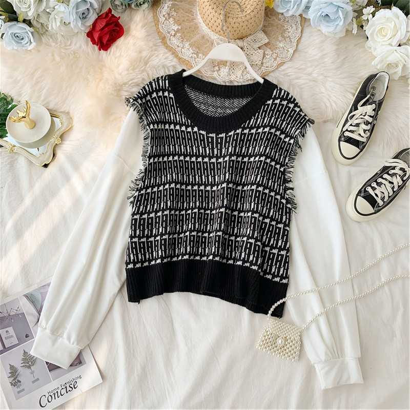 Καθημεινή  μακρυμάνικη γυναικεία  μπλούζα με οβάλ λαιμόκοψη σε τέσσερα χρώματα