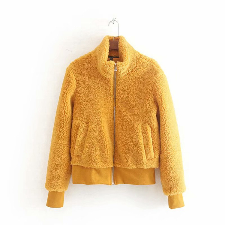 Rövid szűk kabát cipzárral és zsebekkel több színben