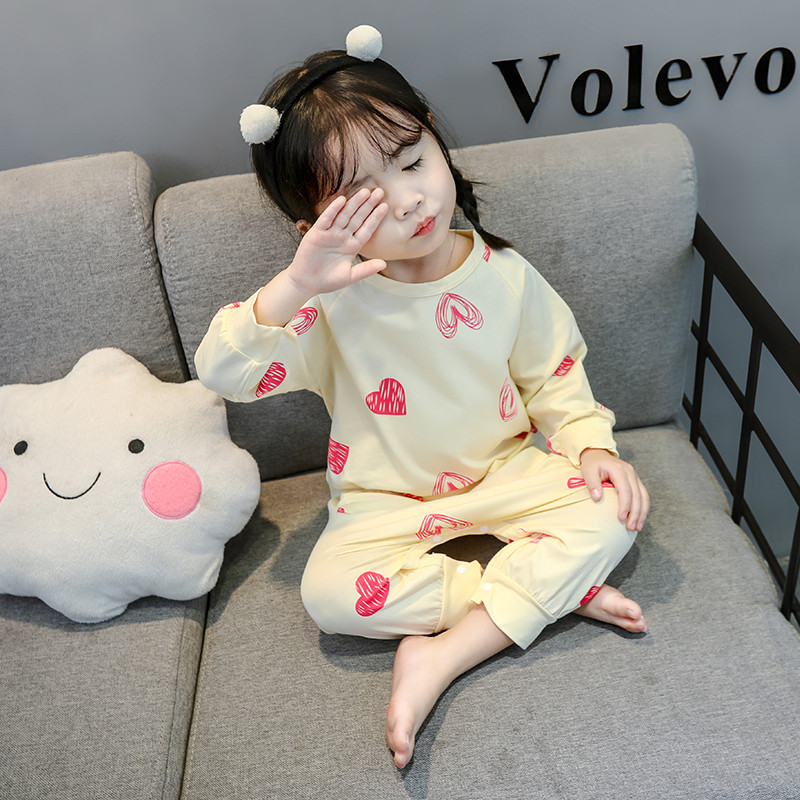 Gyerek pizsama lányoknak három színben zsebbel