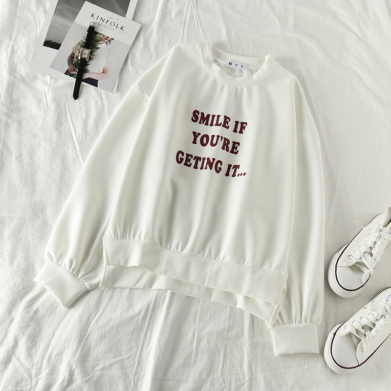 Bluza de dama cu aplicatie in alb si roz