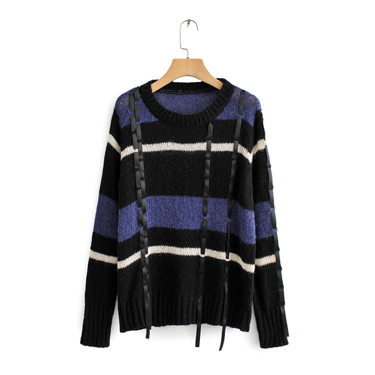 Λεπτό ριγέ πουλόβερ σε τρία χρώματα