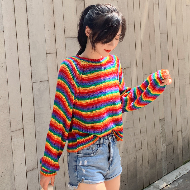 Alkalmi női pulóver széles modell O-nyakkal