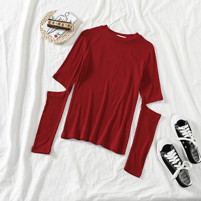 Bluză de damă cu mâneci lungi și element decupat