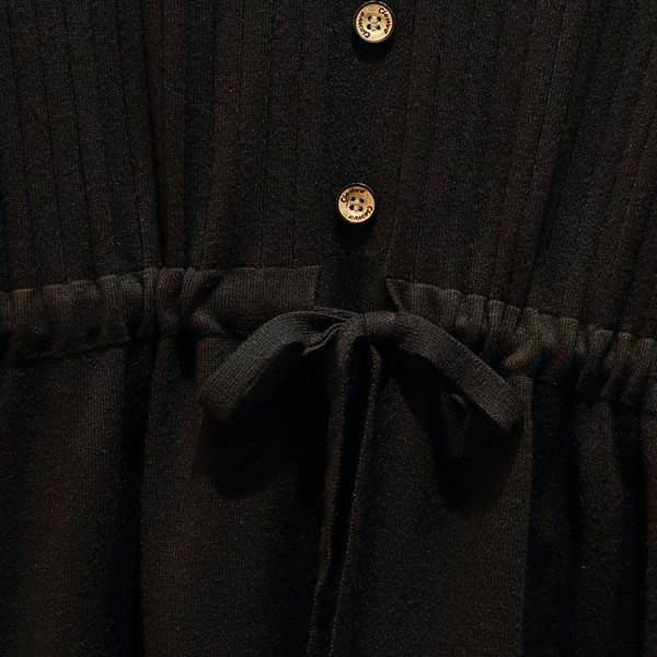 Rochie de iarna de dama cu sireturi in talie de culoare neagra