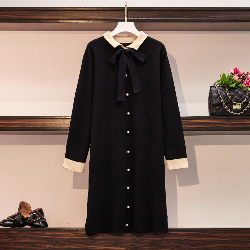 Új modell stílusos női ruha gyöngyökkel több színben