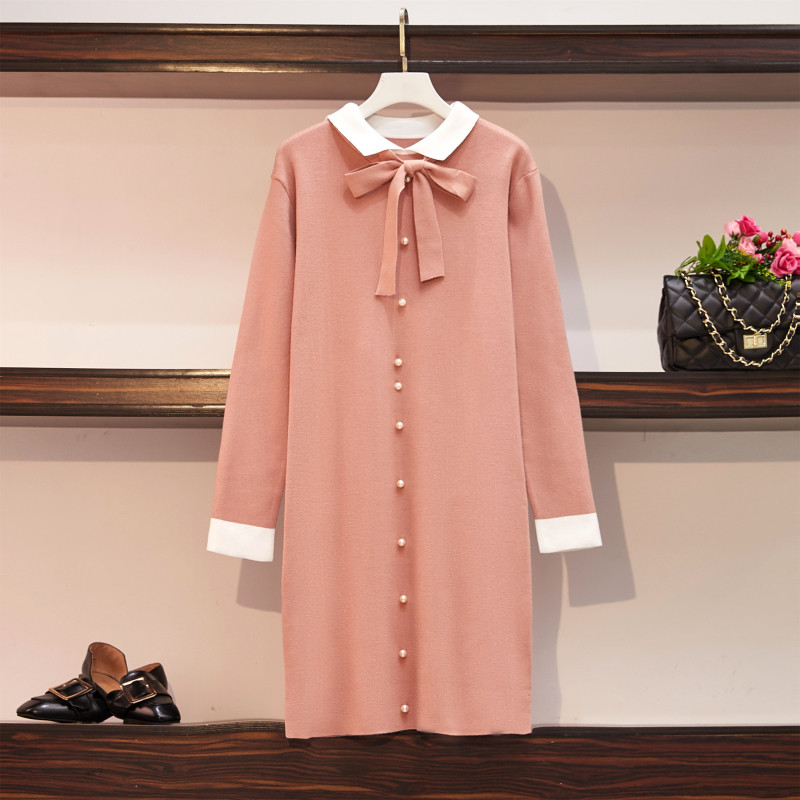 Új modell stílusos női ruha gyöngyökkel több színben