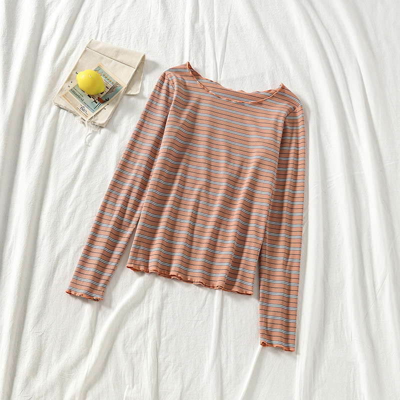 Bluză de damă cu dungi în mai multe culori