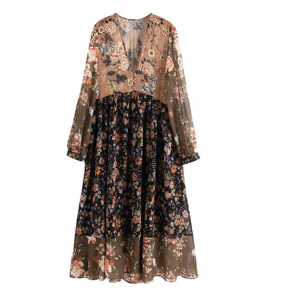 Μοντέρνο γυναικείο φόρεμα  με λαιμόκοψη και floral μοτίβο