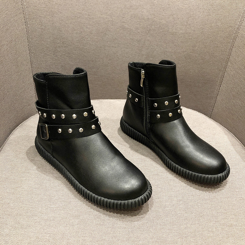 Cizme casual de dama din piele ecologica cu elemente metalice alb-negru