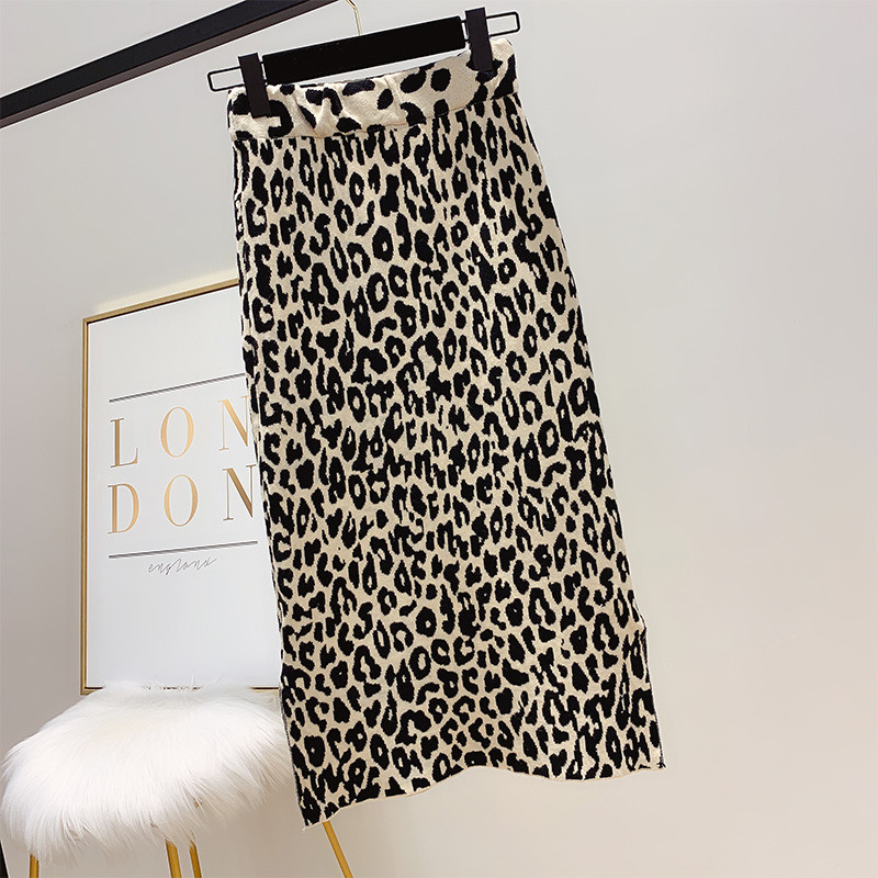 Fusta de dama cu model leopard cu talie inalta