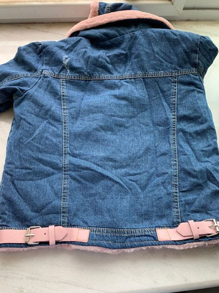 Μοντέρνο  denim  μπουφάν με μαλακή επένδυση σε δύο χρώματα