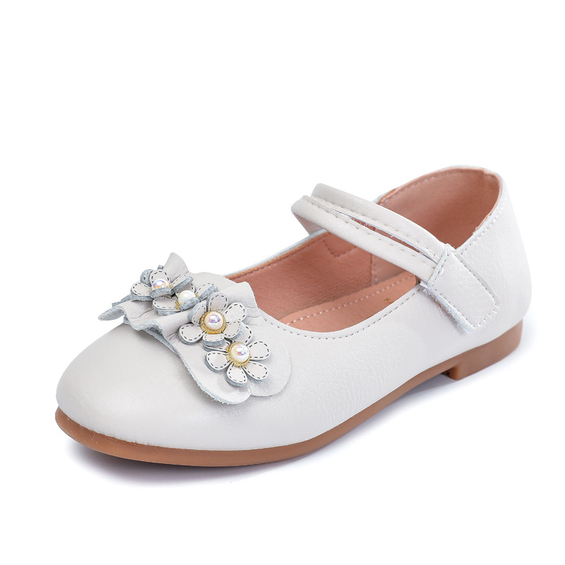 Μοντέρνα παιδικά παπούτσια για κορίτσια σε δύο χρώματα με τρισδιάστατο στοιχείο