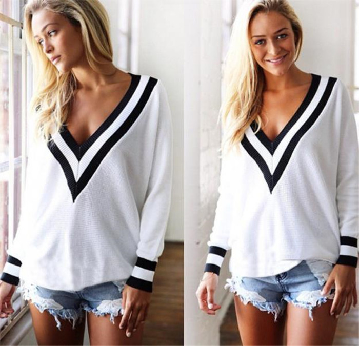 Női alkalmi pulóver mély nyakkivágással, három színben