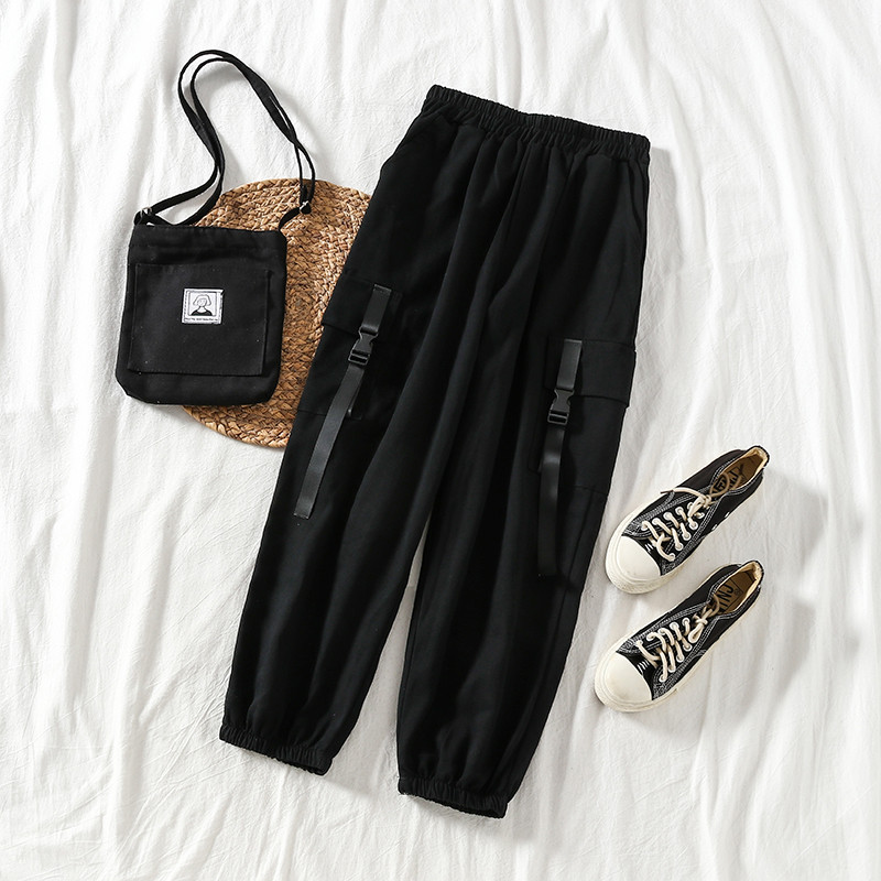 Дамски ежедневен панталон с ластик в бежов и черен цвят