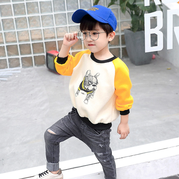 Παιδική μπλούζα για αγόρια σε δύο χρώματα με εφαρμογή και O-λαιμόκοψη