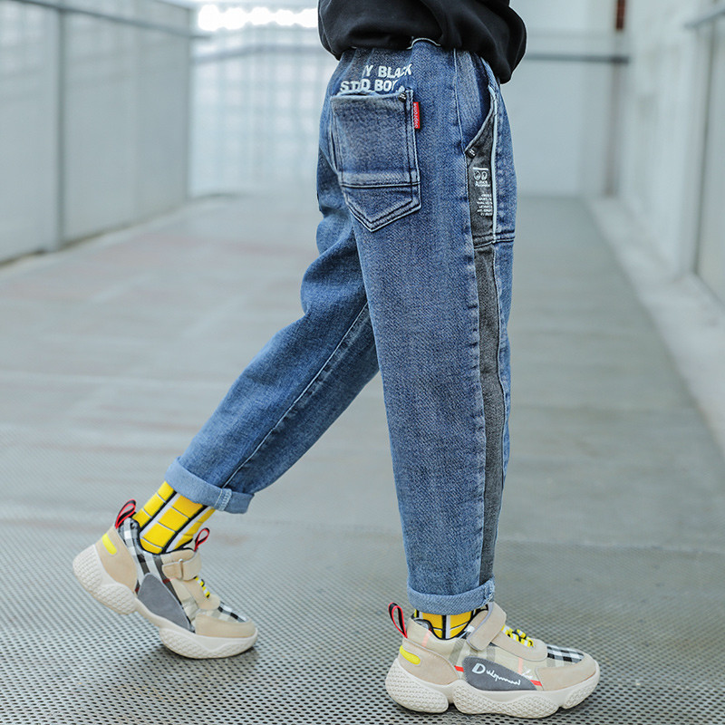 Aktuális kék és fekete gyerekfarmer fiúknak