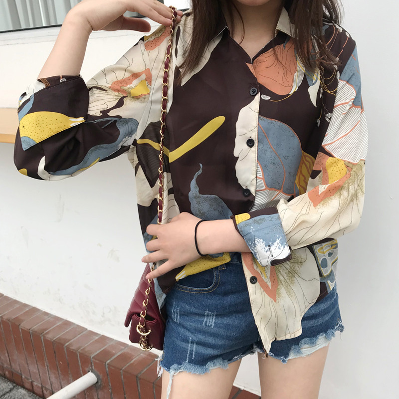 Cămașă de damă colorată cu guler și mâneci lungi