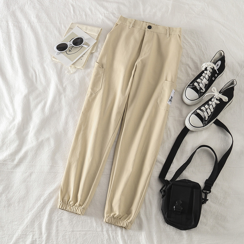 Pantaloni de dama cu buzunar in bej si negru