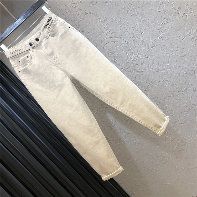 Modern, magas derekú női farmer fehér és bézs színben