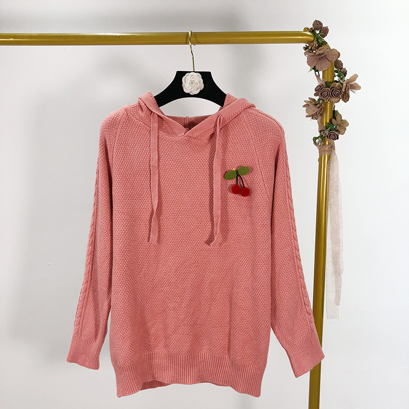 Női kötött pulóver kapucnival és nyakkendővel, három színben