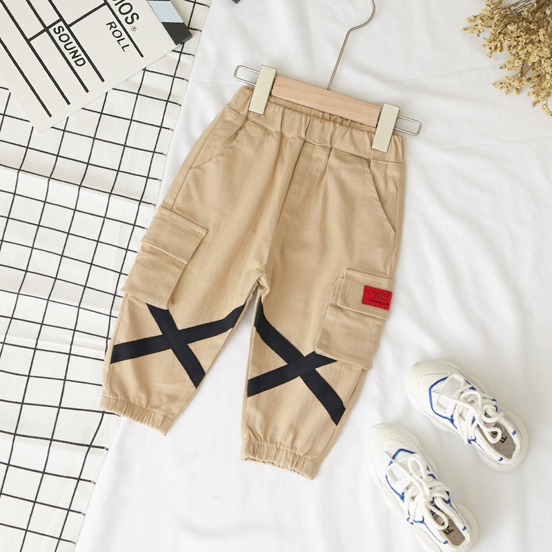 Gyermek nadrág fiúknak két színben zsebbel