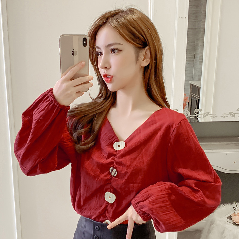 Modern női ing spitz nyakkivágással, három színben