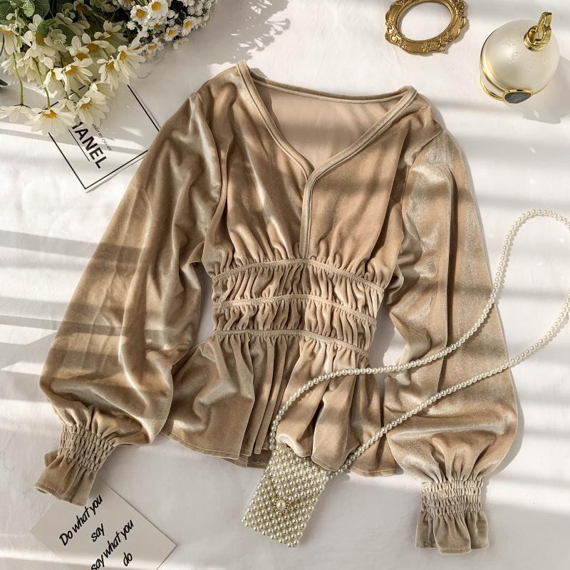 Bluză de damă modernă din catifea cu decolteu spitz