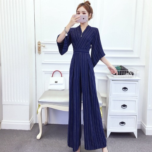 Κομψή γυναικεία ολόσωμη φόρμα μοντέλο  με μανίκια 3/4 σε διάφορα χρώματα