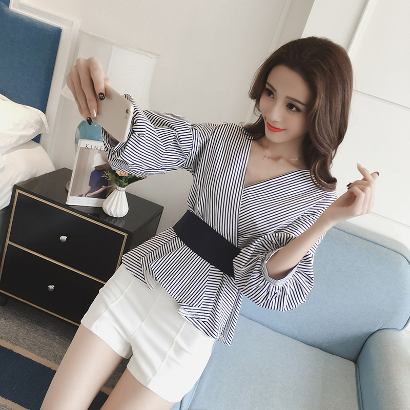 Modern női ing két színben, gombokkal