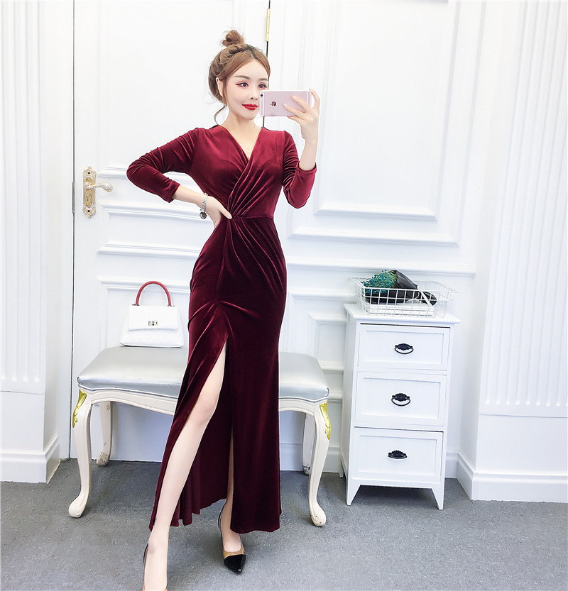 Elegáns női hosszú ruha hasítékkal, három színben