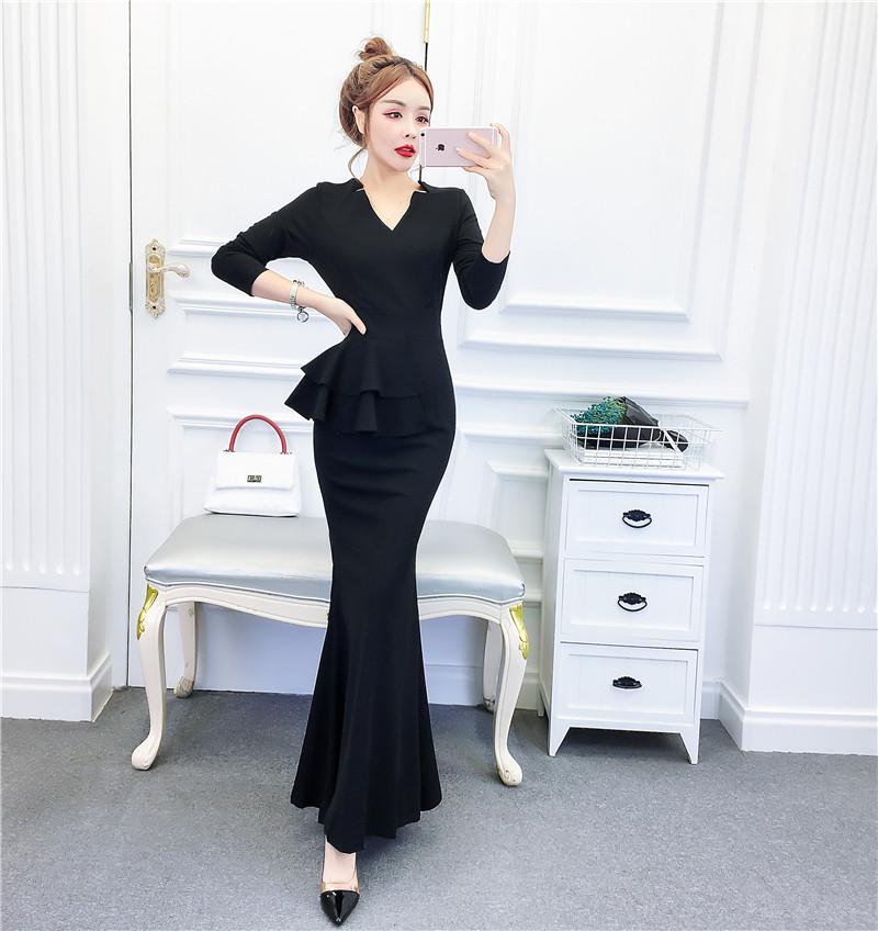 Rochie lungă de damă elegantă, cu decolteu spitz în trei culori