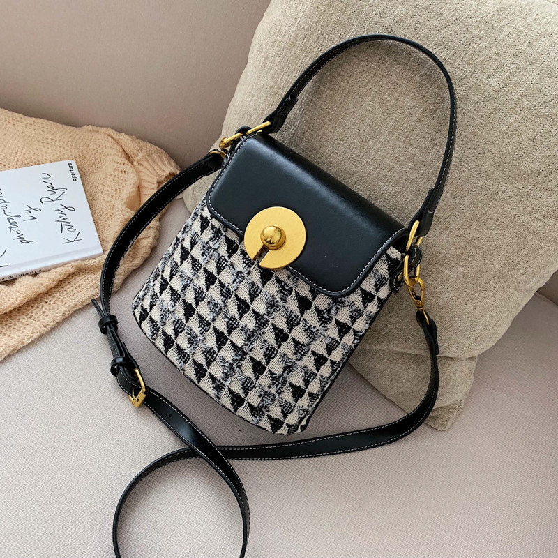 Női táska hosszú és rövid füllel több színben