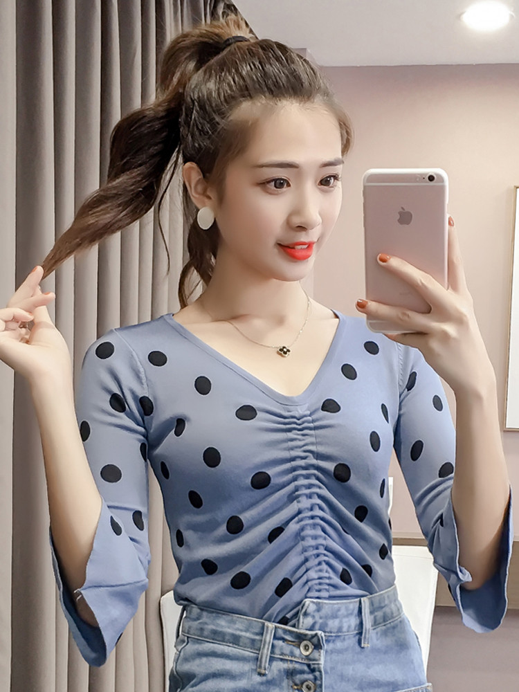 Γυναικεία μπλούζα υψηλής πουά  με λαιμόκοψη