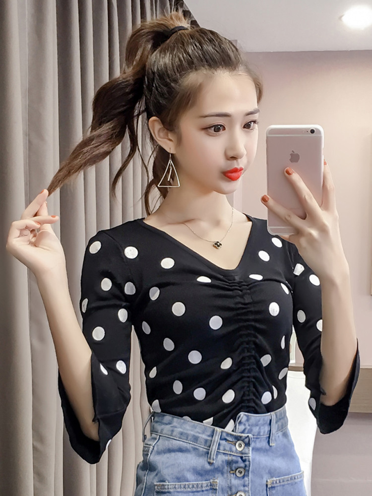 Γυναικεία μπλούζα υψηλής πουά  με λαιμόκοψη