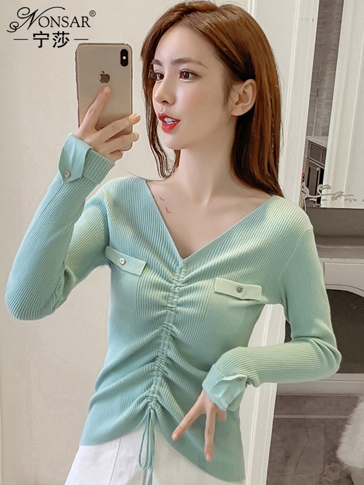 Bluză casual de damă cu decolteu și cravată spitz