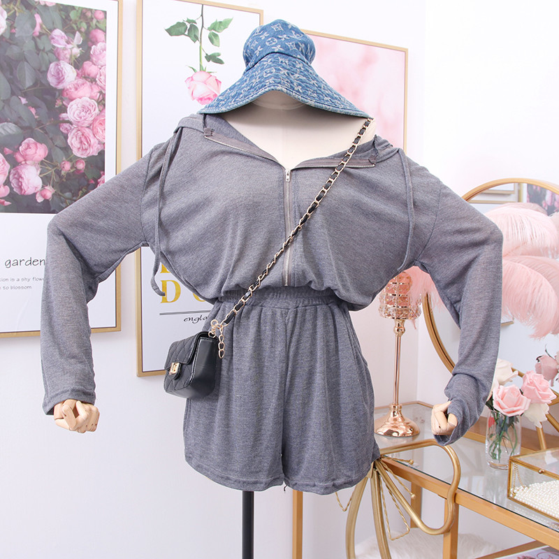 Új modell női overál kapucnival és cipzárral szürke, fekete és rózsaszín színekben