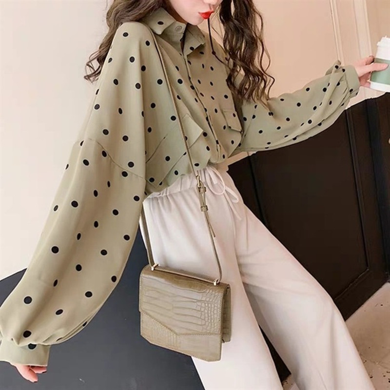 Cămașă modernă de damă cu mâneci largi