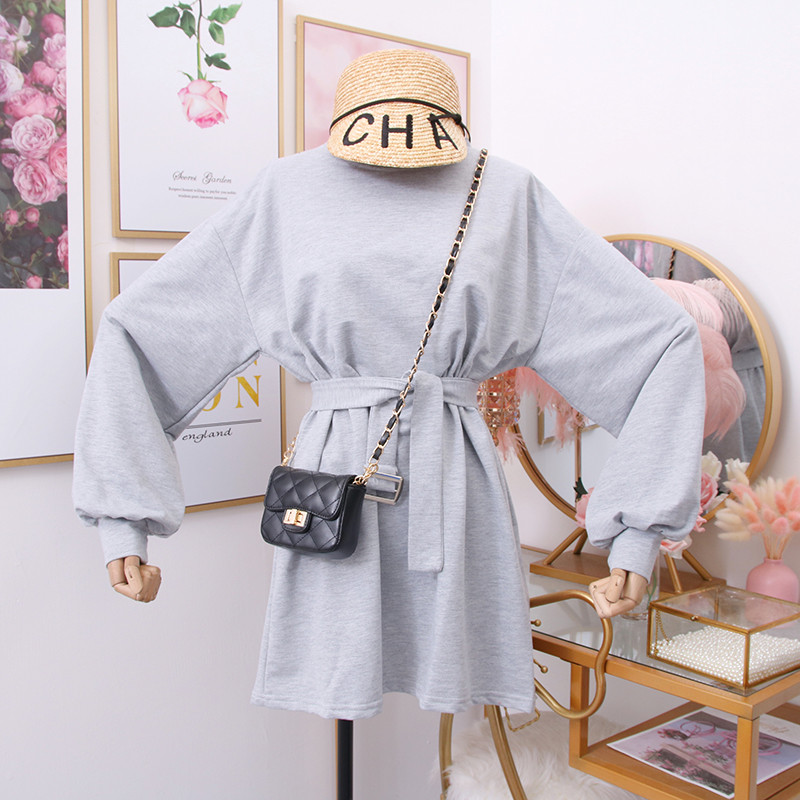 Alkalmi női ruha O-nyakkal és övvel - többféle színben