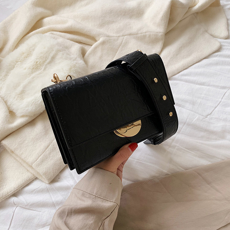 Geanta de dama moderna cu maner lung in patru culori