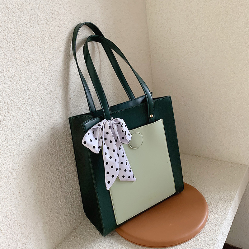 Geanta de dama moderna cu panglica in mai multe culori