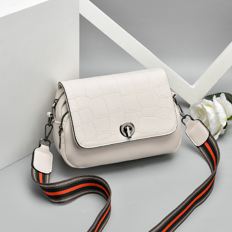 Geanta casual dama cu un singur maner de culoare neagra