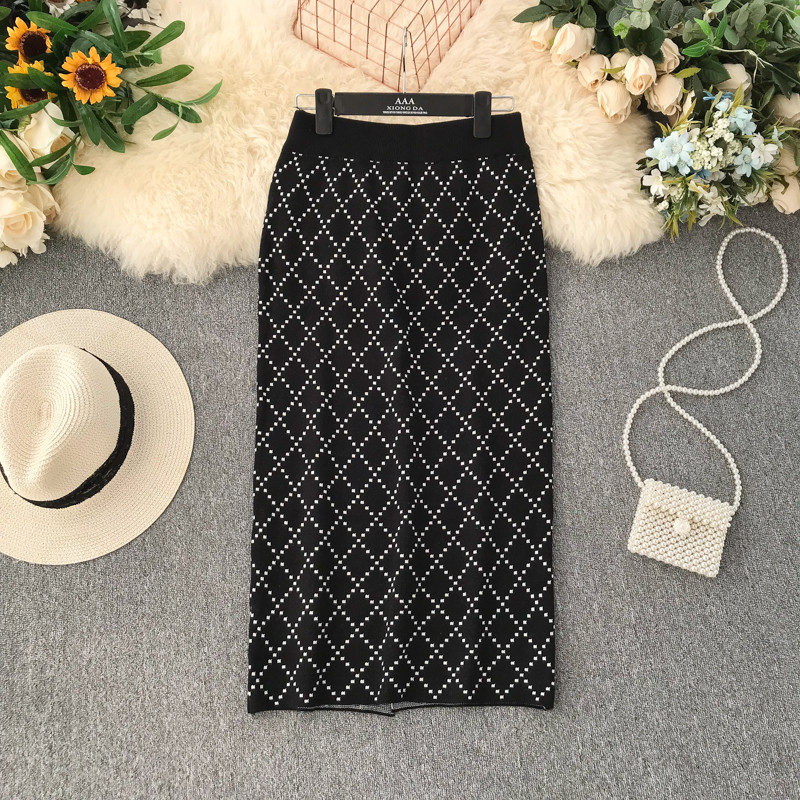 Fusta de dama moderna cu talie inalta in bej si negru