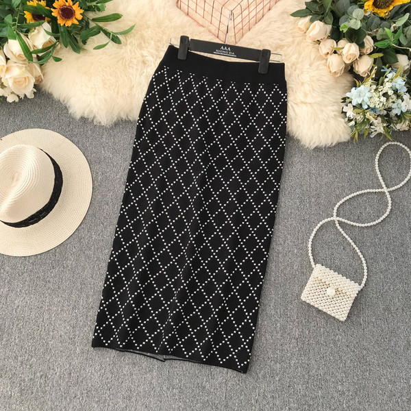 Fusta de dama moderna cu talie inalta in bej si negru